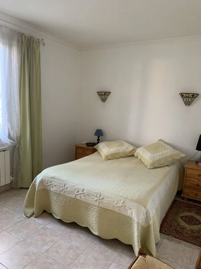 Image No.3-5 Bed House for sale