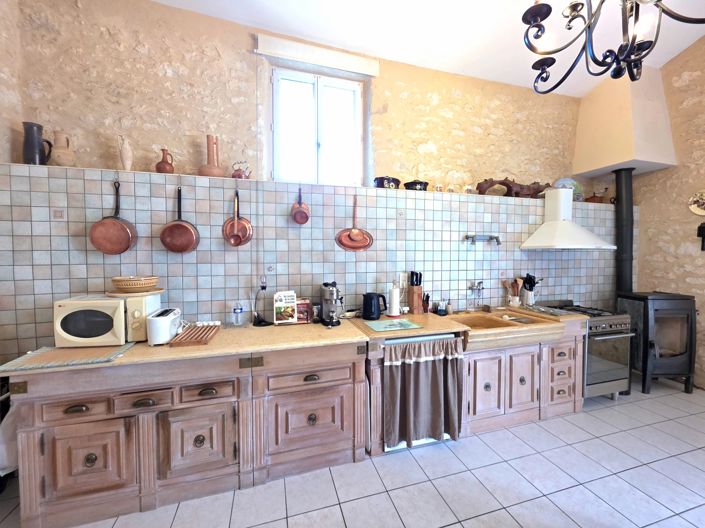 Image No.4-3 Bed Village House for sale