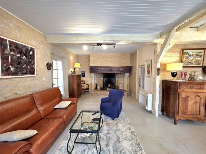 Image No.6-3 Bed Village House for sale