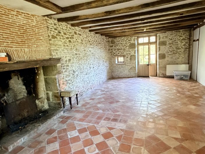 Image No.3-4 Bed House for sale