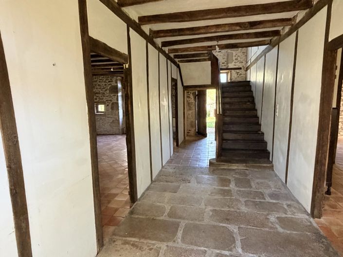 Image No.6-4 Bed House for sale