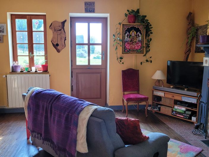 Image No.4-2 Bed House for sale