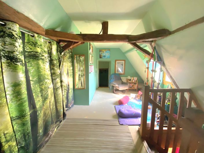 Image No.8-2 Bed House for sale