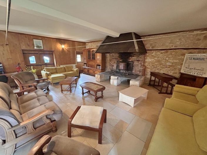 Image No.5-10 Bed House for sale