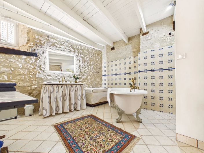 Image No.14-7 Bed House for sale