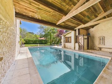 cb9cfc81bea4146c2ff2d4e3e7e91e64a613f03f6d200