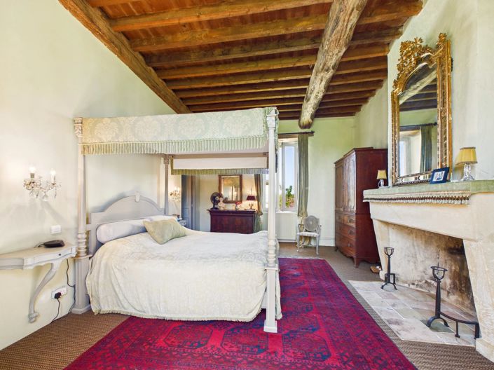 Image No.5-7 Bed House for sale