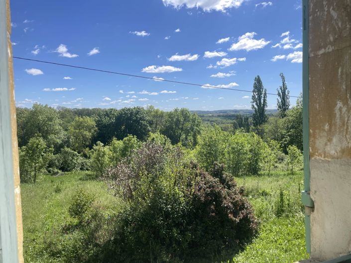 Image No.12-2 Bed House for sale