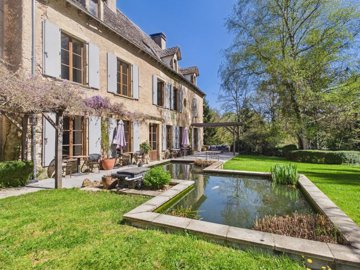 ef9725543c2ed9be1c39c1e7d2106db4fe03899bb9200