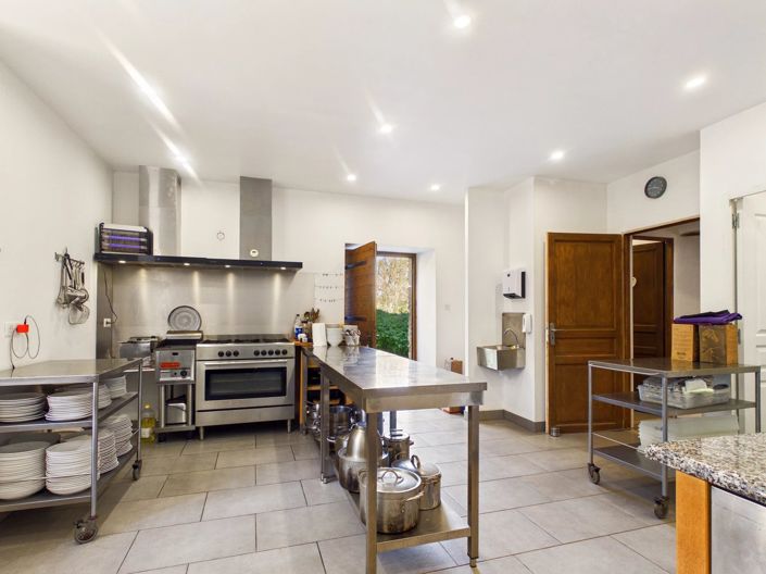 Image No.15-7 Bed House for sale