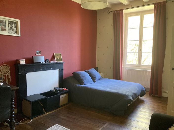 Image No.9-5 Bed House for sale