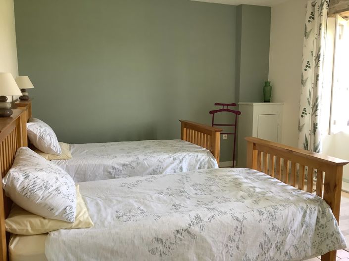 Image No.11-3 Bed House for sale