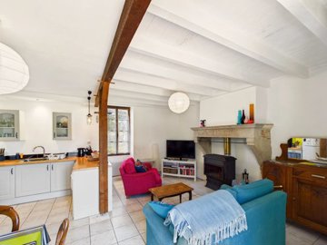 f477914fbdf5cb7822971096665e4b2aa42c92cf4b200