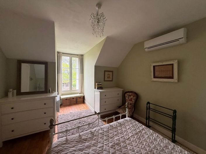 Image No.14-4 Bed House for sale