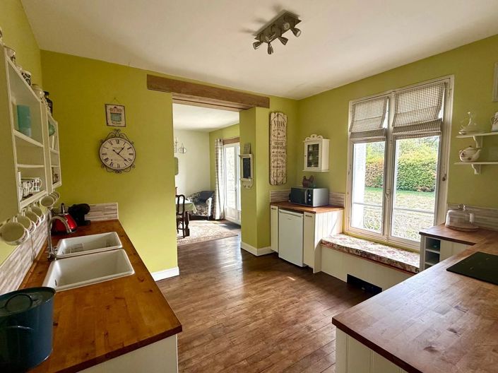 Image No.2-4 Bed House for sale