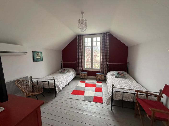 Image No.4-4 Bed House for sale