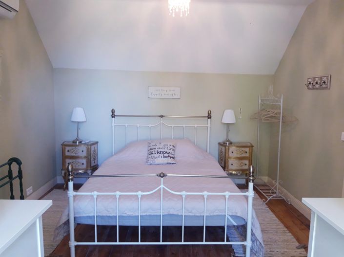 Image No.8-4 Bed House for sale