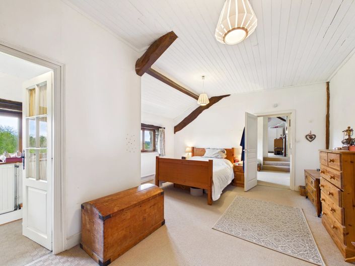 Image No.7-11 Bed House for sale