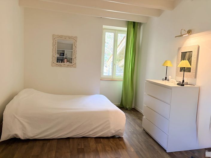 Image No.13-5 Bed House for sale