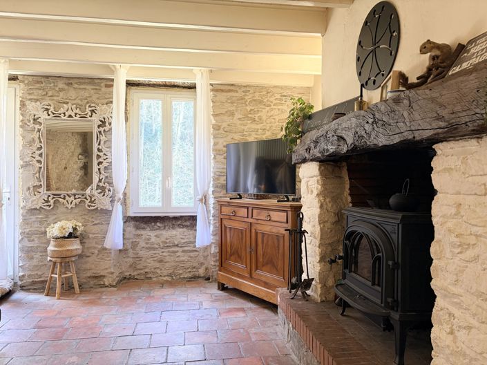 Image No.9-5 Bed House for sale