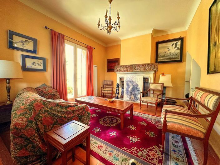 Image No.3-3 Bed House for sale