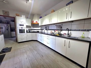 a595d2ea4daea3cd8a4674b5d305d7ee46fac0ec28400