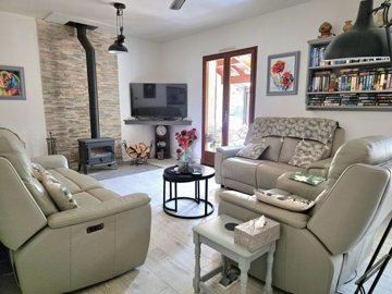 a0f8aa360a820559f691b2a910eabb9e9ef5059c4e400