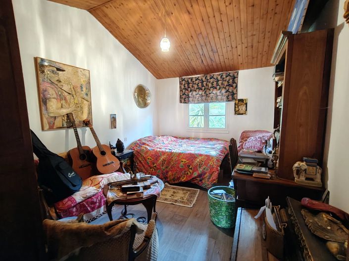 Image No.14-3 Bed House for sale