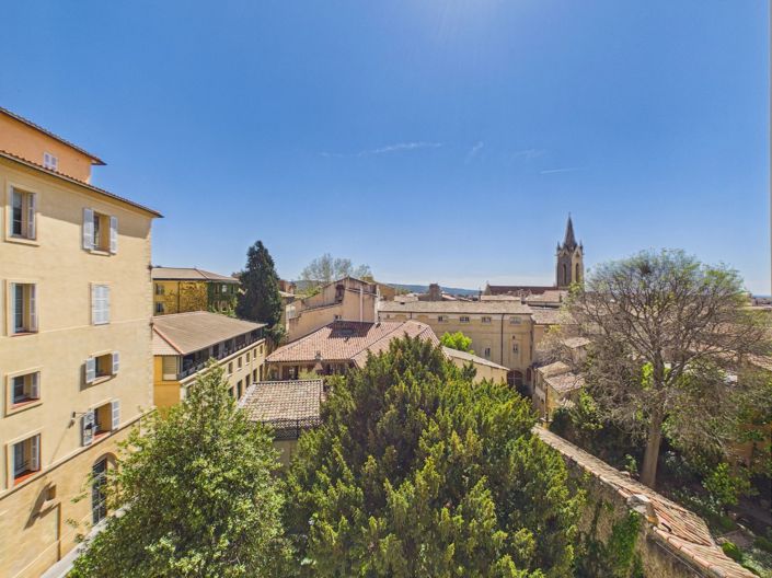 Image No.2-3 Bed Property for sale