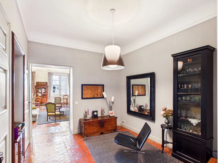 Image No.3-3 Bed Property for sale