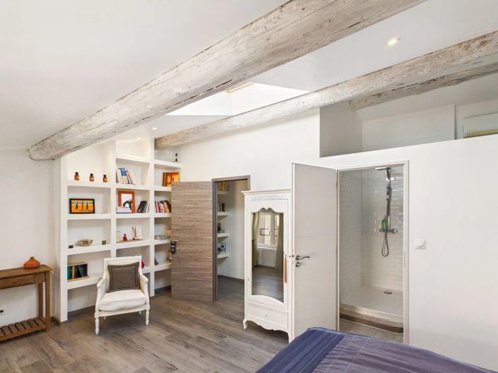 Image No.15-6 Bed House for sale