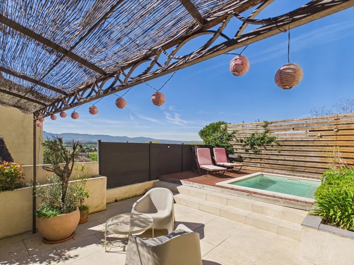 Image No.2-6 Bed House for sale