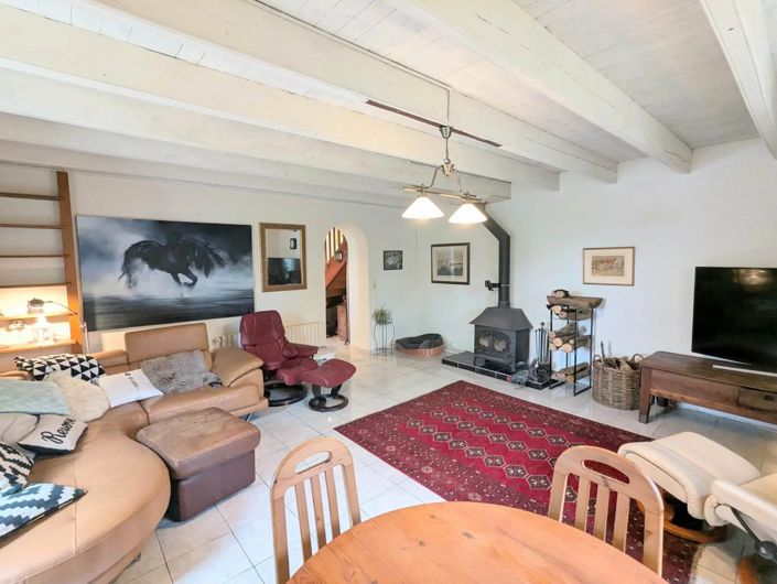 Image No.6-4 Bed House for sale