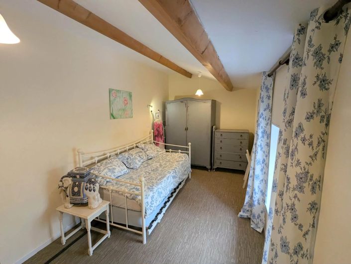 Image No.8-4 Bed House for sale