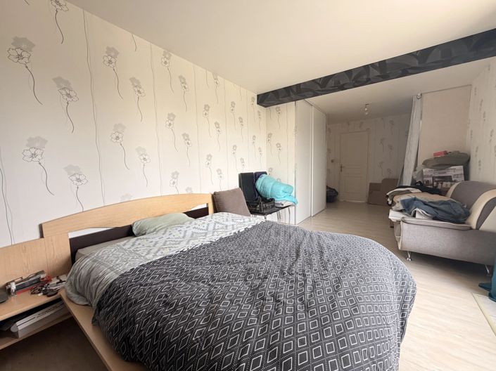 Image No.6-4 Bed House for sale