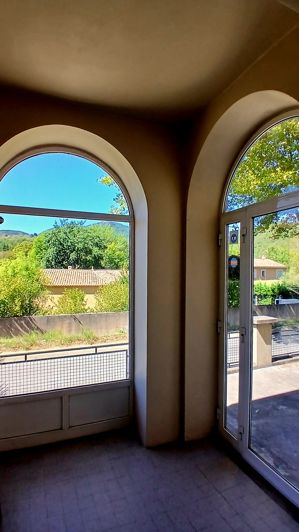 Image No.10-4 Bed House for sale