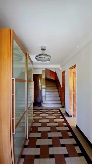 Image No.12-4 Bed House for sale