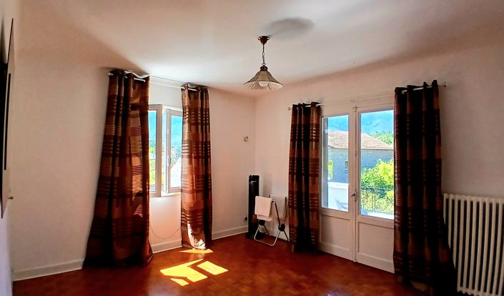 Image No.15-4 Bed House for sale