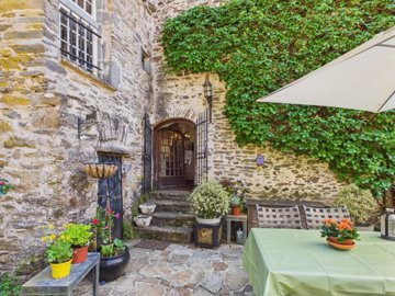 b5d0986d73d9b0732b90414d63071b1de47e777e80200