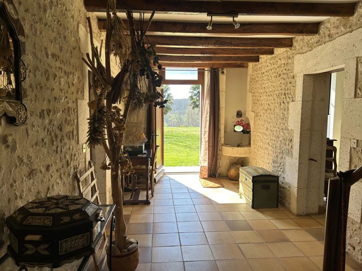 Image No.6-Maison de 7 chambres à vendre à Nonac