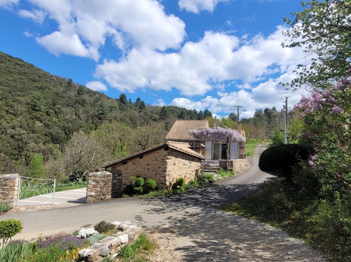 Image No.3-5 Bed House for sale