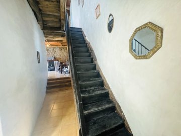 79719b6b967b98783a65694a51006f880e3daa9a63403