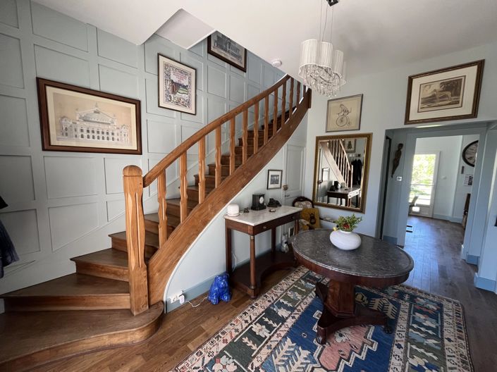 Image No.2-4 Bed House for sale