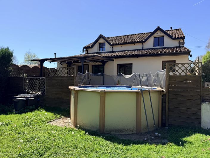 Image No.15-3 Bed Village House for sale