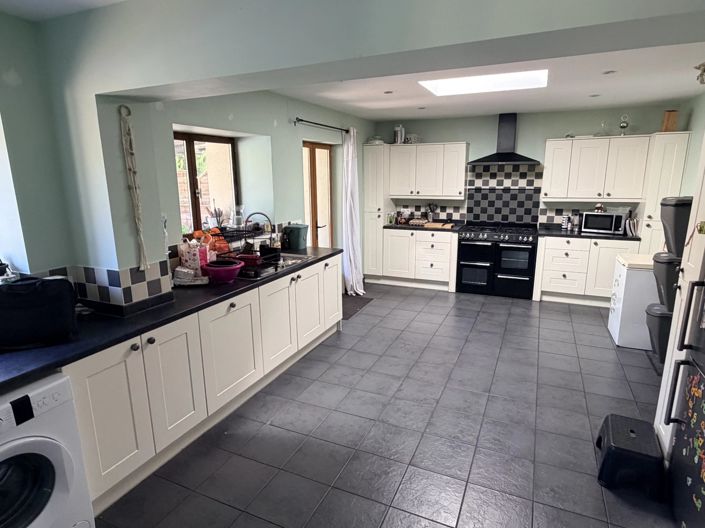 Image No.3-3 Bed Village House for sale