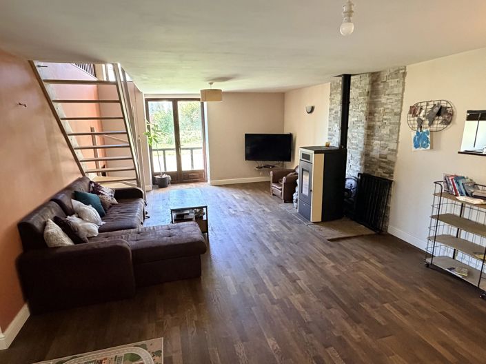 Image No.4-3 Bed Village House for sale