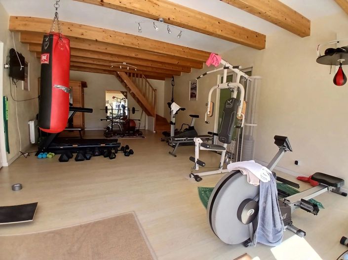 Image No.14-8 Bed House for sale