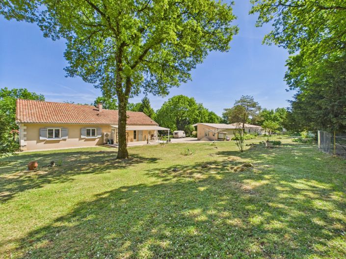 Image No.13-4 Bed House for sale