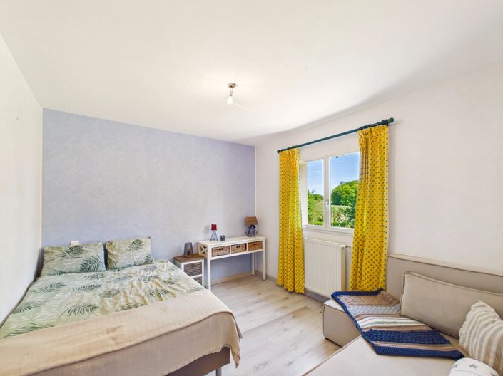 Image No.7-4 Bed House for sale