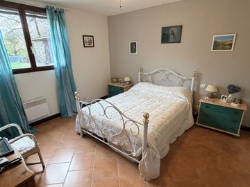 25695444dd8756fe5e79d6c32738d8d6f99484b987409